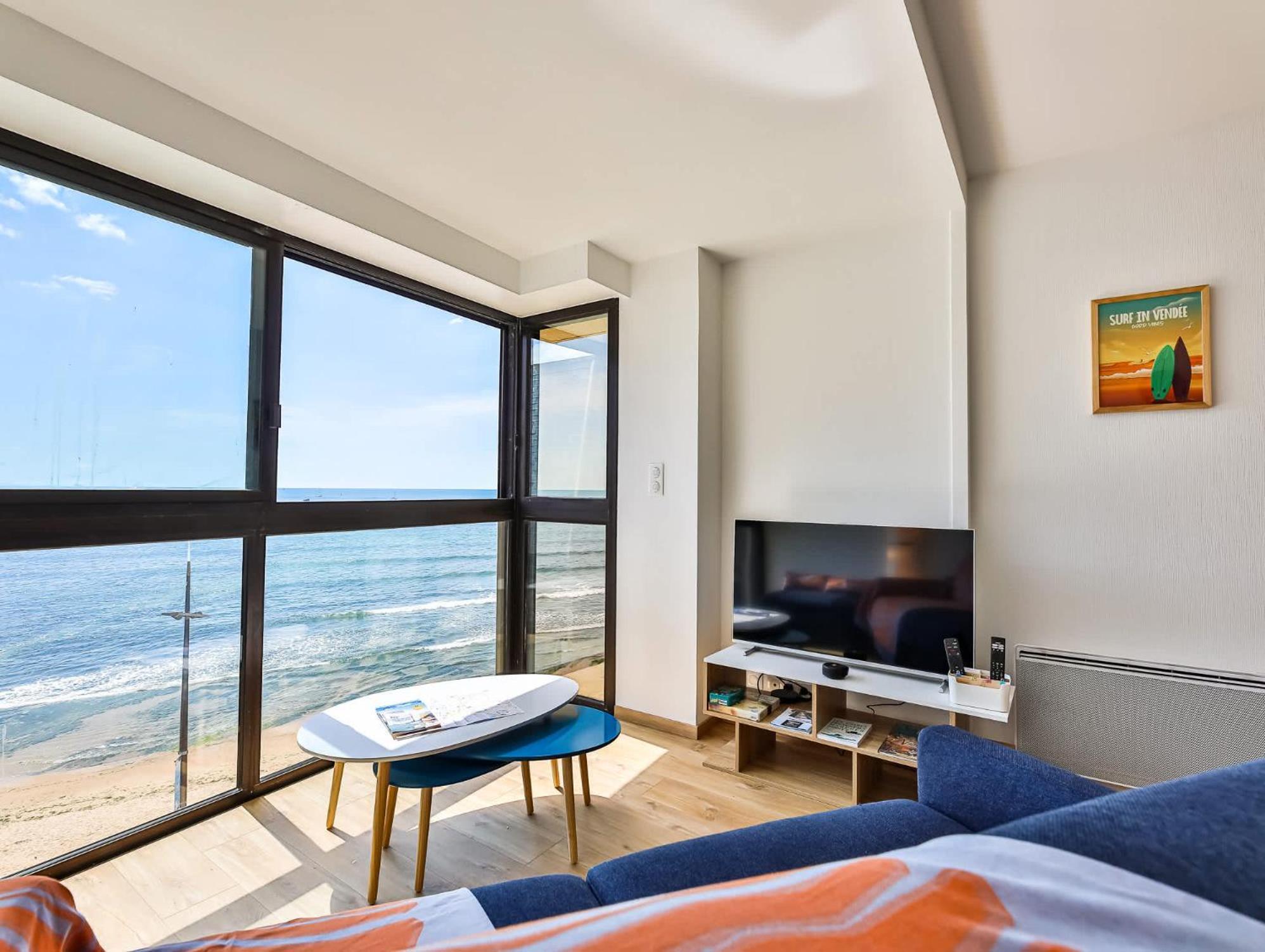 Appartement Au Pied De La Plage, Vue Imprenable Sur La Mer 莱萨布勒-多洛讷 外观 照片
